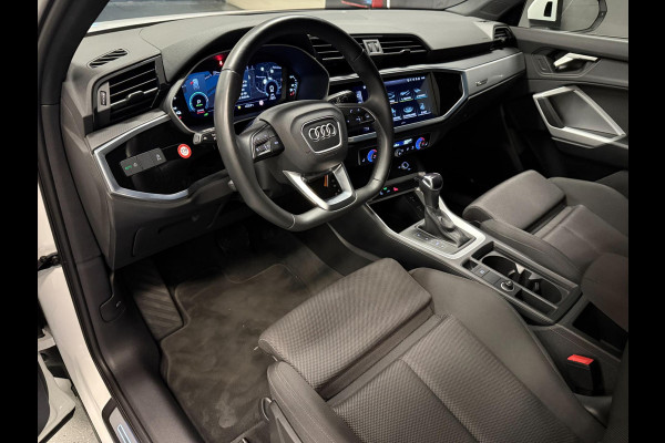 Audi Q3 45 TFSI e S edition S-LINE BLACK-LINE 20'' NAVI/V-COCKPIT/DAB/ECC/PDC/CRUISE///