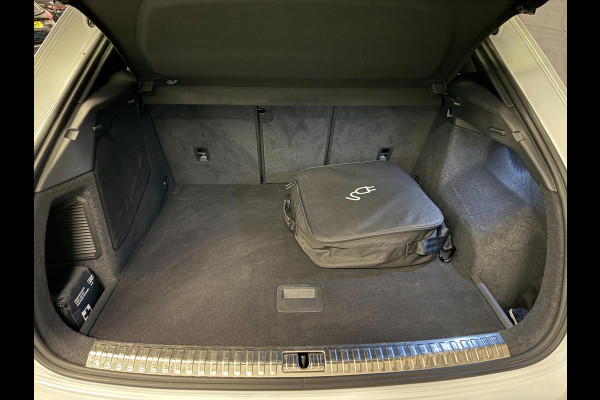 Audi Q3 45 TFSI e S edition S-LINE BLACK-LINE 20'' NAVI/V-COCKPIT/DAB/ECC/PDC/CRUISE///