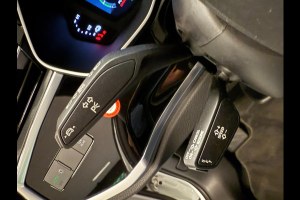 Audi Q3 45 TFSI e S edition S-LINE BLACK-LINE 20'' NAVI/V-COCKPIT/DAB/ECC/PDC/CRUISE///