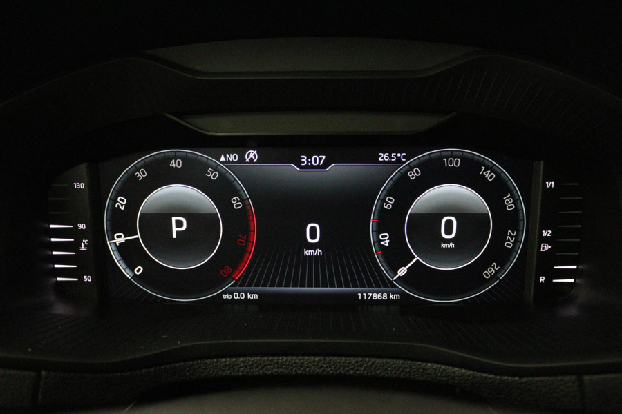 Škoda Karoq 1.0 TSI Clever Edition (DIGITALE COCKPIT, STOELVERWARMING, ACHTERUITRIJCAMERA, AUTOMAAT, CRUISE CONTROL)