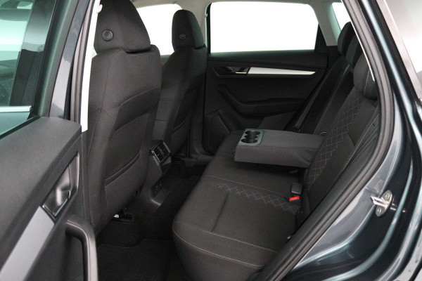 Škoda Karoq 1.0 TSI Clever Edition (DIGITALE COCKPIT, STOELVERWARMING, ACHTERUITRIJCAMERA, AUTOMAAT, CRUISE CONTROL)