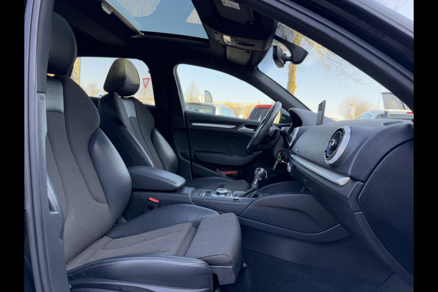 Audi A3 Sportback 35 TFSI Advance Sport S-Line,Schuifdak,1e Eigenaar,Navi,Virtual Cockpit,Clima,Cruise,N.A.P,APK tot 02-2026
