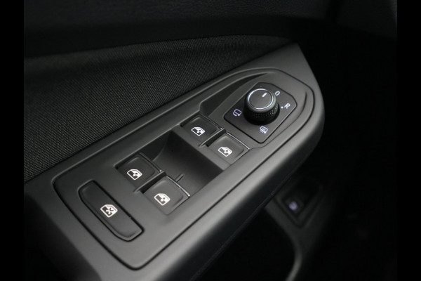 Volkswagen Golf 1.4 eHybrid 204pk Style Navigatie Pdc Massage Acc 54