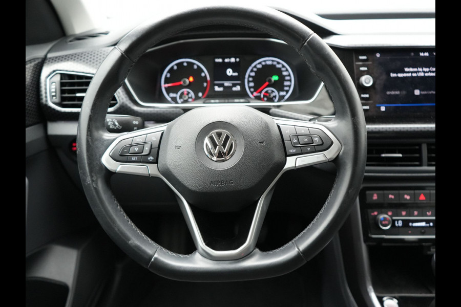 Volkswagen T-Cross 1.0 TSI Style DSG | Trekhaak Afneembaar | Adaptive Cruise | Carplay | Camera | Sfeerverlichting | Parkassist | Dodehoek Detectie | Navi Full Map | DAB |