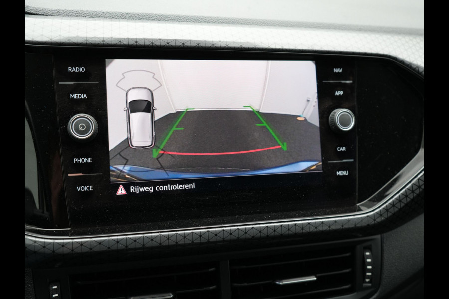 Volkswagen T-Cross 1.0 TSI Style DSG | Trekhaak Afneembaar | Adaptive Cruise | Carplay | Camera | Sfeerverlichting | Parkassist | Dodehoek Detectie | Navi Full Map | DAB |