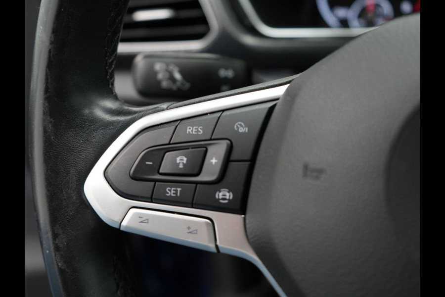 Volkswagen T-Cross 1.0 TSI Style DSG | Trekhaak Afneembaar | Adaptive Cruise | Carplay | Camera | Sfeerverlichting | Parkassist | Dodehoek Detectie | Navi Full Map | DAB |