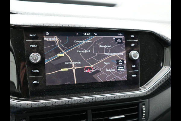 Volkswagen T-Cross 1.0 TSI Style DSG | Trekhaak Afneembaar | Adaptive Cruise | Carplay | Camera | Sfeerverlichting | Parkassist | Dodehoek Detectie | Navi Full Map | DAB |