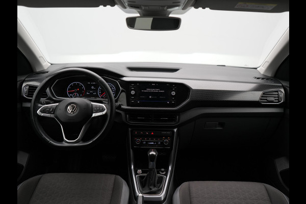 Volkswagen T-Cross 1.0 TSI Style DSG | Trekhaak Afneembaar | Adaptive Cruise | Carplay | Camera | Sfeerverlichting | Parkassist | Dodehoek Detectie | Navi Full Map | DAB |