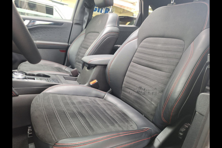 Ford Kuga 2.5 PHEV ST-Line X | Pano | Trekhaak 1500kg | Blindspot | occasion