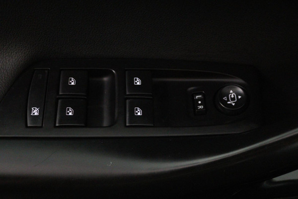 Opel Astra Sports Tourer 1.4 Innovation (NAVIGATIE, CLIMA, CAMERA, TREKHAAK, LANE ASSIST, GROOTLICHT ASSIST)