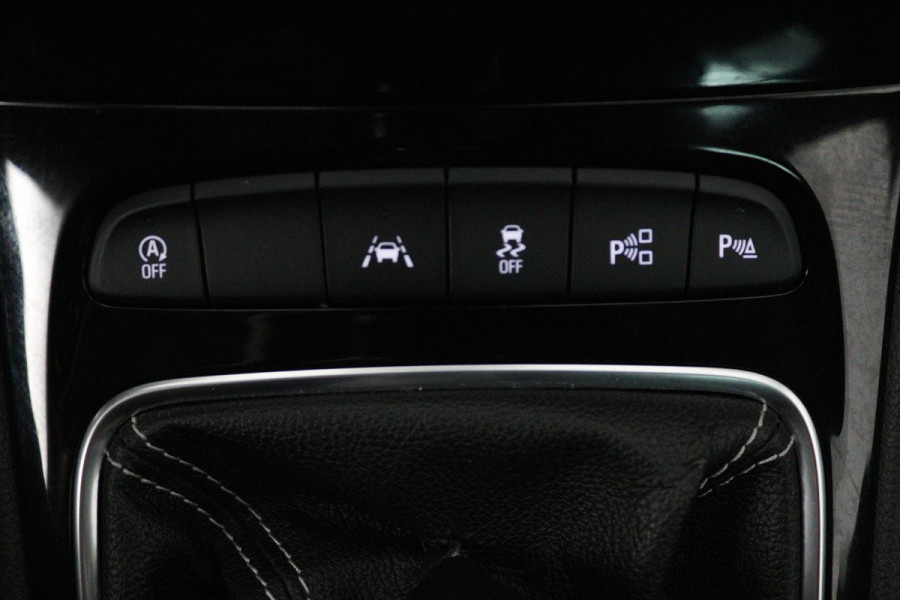 Opel Astra Sports Tourer 1.4 Innovation (NAVIGATIE, CLIMA, CAMERA, TREKHAAK, LANE ASSIST, GROOTLICHT ASSIST)