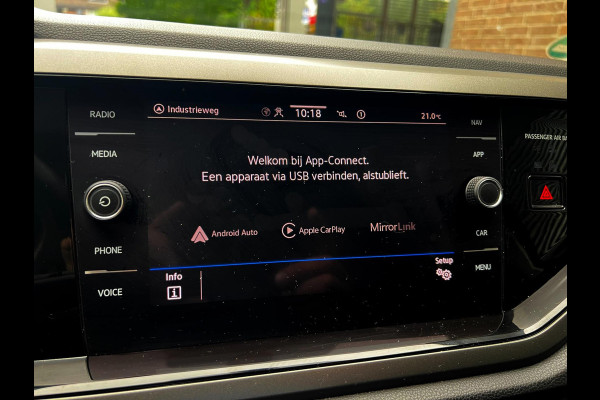 Volkswagen Polo 1.0 TSI Comfortline carplay_clima_Acc_LMV