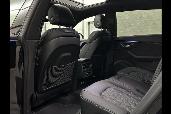 Audi Q8 55 TFSI e Competition S-Line | RS Leder | 360 Camera | ACC | Panorama | Luchtvering | Softclose | LED-Matrix | Trekhaak | Lane & Side Assist | Led Sfeerverlichting | Keyless-Entry | Black-Optic | Rijklaar incl. Bovag Garantie.
