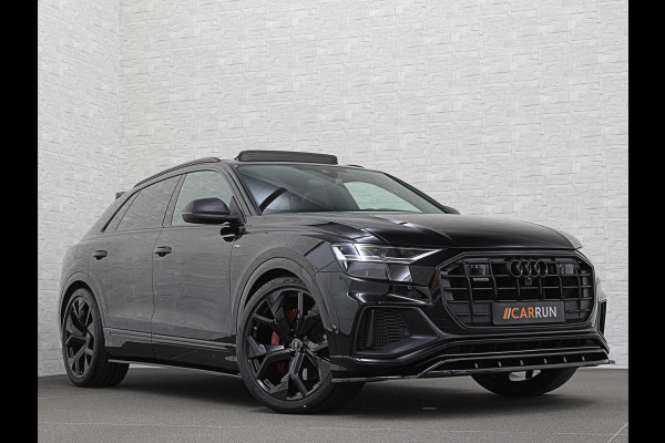 Audi Q8 55 TFSI e Competition S-Line | RS Leder | 360 Camera | ACC | Panorama | Luchtvering | Softclose | LED-Matrix | Trekhaak | Lane & Side Assist | Led Sfeerverlichting | Keyless-Entry | Black-Optic | Rijklaar incl. Bovag Garantie.