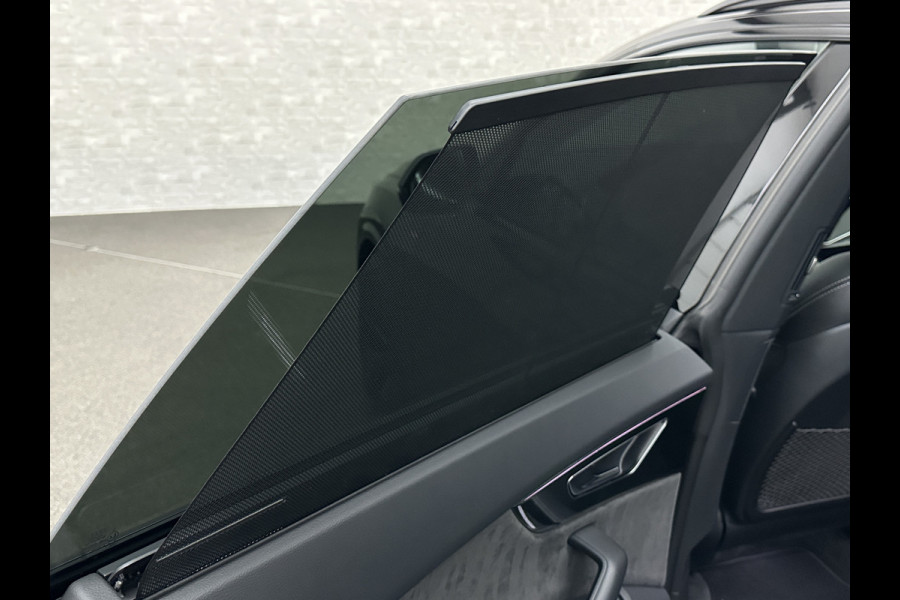 Audi Q8 55 TFSI e Competition S-Line | RS Leder | 360 Camera | ACC | Panorama | Luchtvering | Softclose | LED-Matrix | Trekhaak | Lane & Side Assist | Led Sfeerverlichting | Keyless-Entry | Black-Optic | Rijklaar incl. Bovag Garantie.