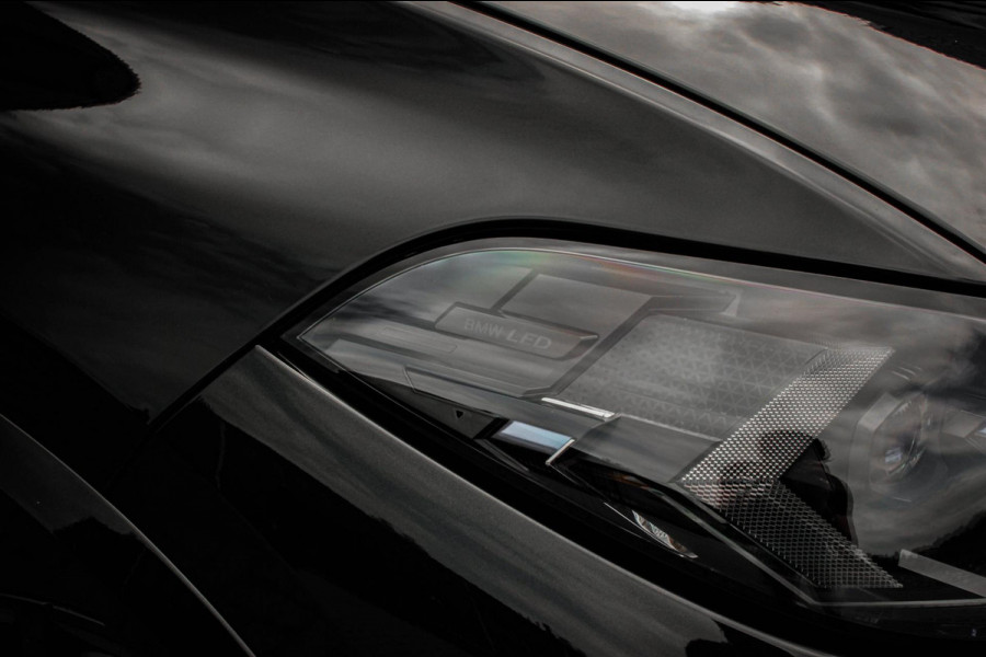 BMW X5 XDrive50e High Executive M- SPORT PRO / M-SEATS / SOFT CLOSE / PANO- DAK / LUCHTVERING / DRIVING ASSISANT PROFESSIONAL