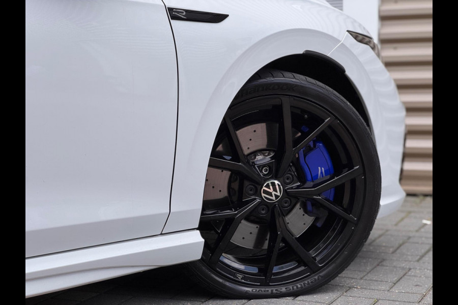 Volkswagen Golf 2.0 TSI R 4Motion 333pk Akra/Pano/Matrix/Memory
