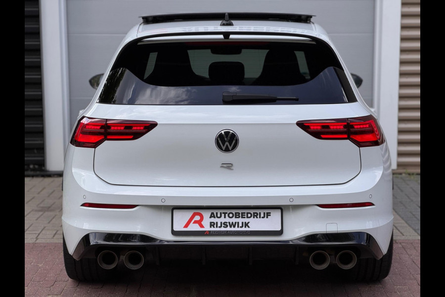 Volkswagen Golf 2.0 TSI R 4Motion 333pk Akra/Pano/Matrix/Memory