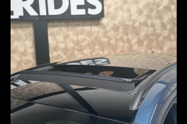 Ford FOCUS Wagon 1.0 EcoBoost Hybrid Active X ST Line | Pano | Trekhaak | Navi | PDC | stoel-\stuurverwarming