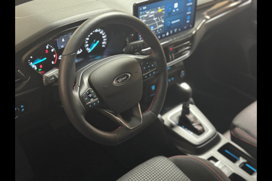 Ford FOCUS Wagon 1.0 EcoBoost Hybrid Active X ST Line | Pano | Trekhaak | Navi | PDC | stoel-\stuurverwarming
