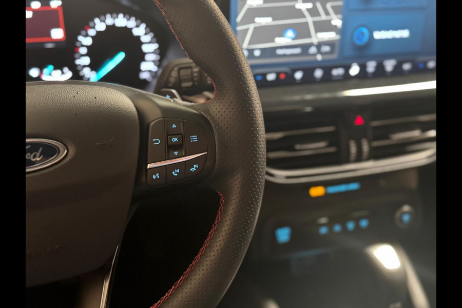 Ford FOCUS Wagon 1.0 EcoBoost Hybrid Active X ST Line | Pano | Trekhaak | Navi | PDC | stoel-\stuurverwarming
