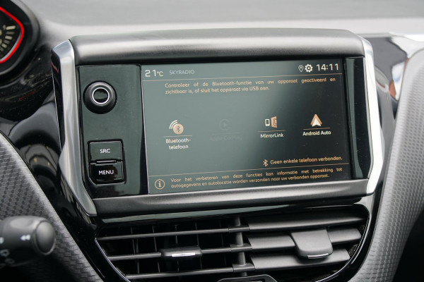 Peugeot 2008 1.2 PureTech GT-Line + TREKHAAK / APPLE CARPLAY / PANO / SENSOREN