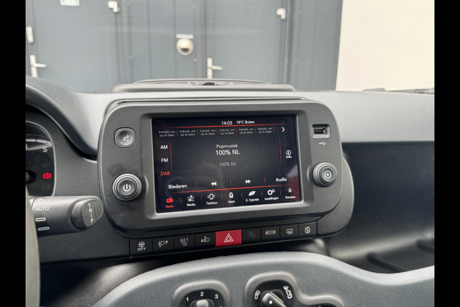 Fiat Panda 1.0 Hybrid Cross | Apple carplay | Climate control | Prijs is rijklaar!