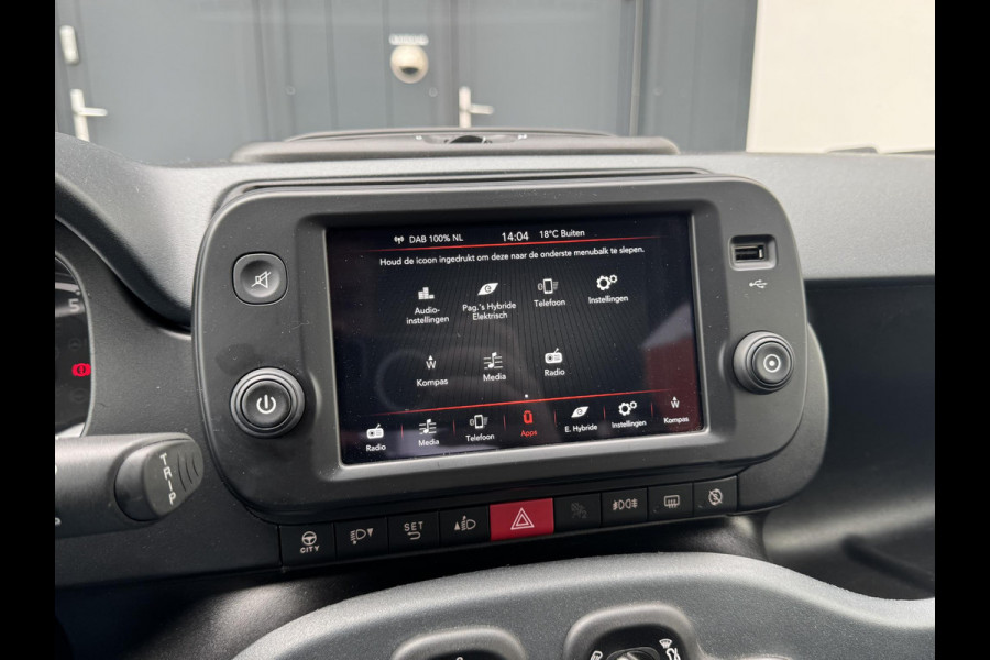 Fiat Panda 1.0 Hybrid Cross | Apple carplay | Climate control | Prijs is rijklaar!