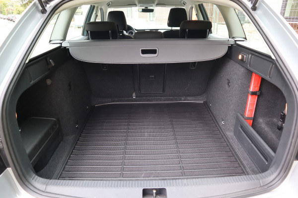 Škoda Octavia Combi 1.5 TSI Greentech Style Business | Carplay | Stoelverwarming | Navi |