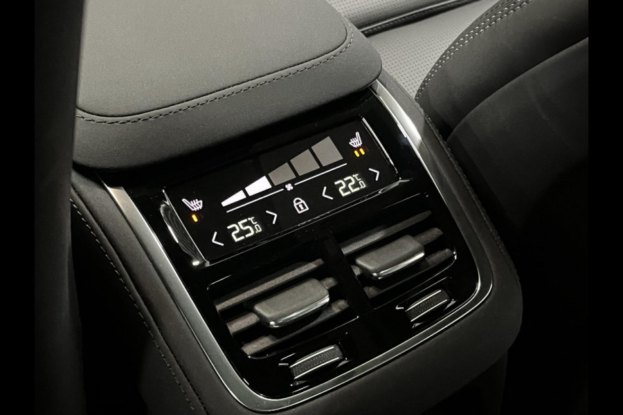 Volvo XC90 2.0 T8 Plug-in hybrid AWD Ultra Dark *Facelift* | Luchtvering | Open dak | Adapt. Cruise control | 360 Camera | Head-up |