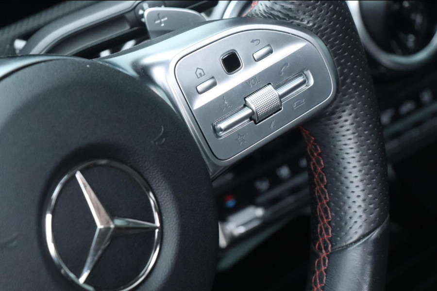 Mercedes-Benz A-Klasse A200 - Night Pakket - AMG - PANO - VOL!