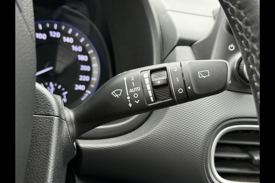 Hyundai Kona 1.0T Premium 1e Eigenaar,Navi,Camera,Trekhaak,6 Bak,120pk,Keyless,Head-up Display,Apk tot 10-2026