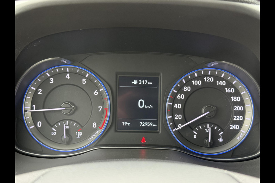 Hyundai Kona 1.0T Premium 1e Eigenaar,Navi,Camera,Trekhaak,6 Bak,120pk,Keyless,Head-up Display,Apk tot 10-2026