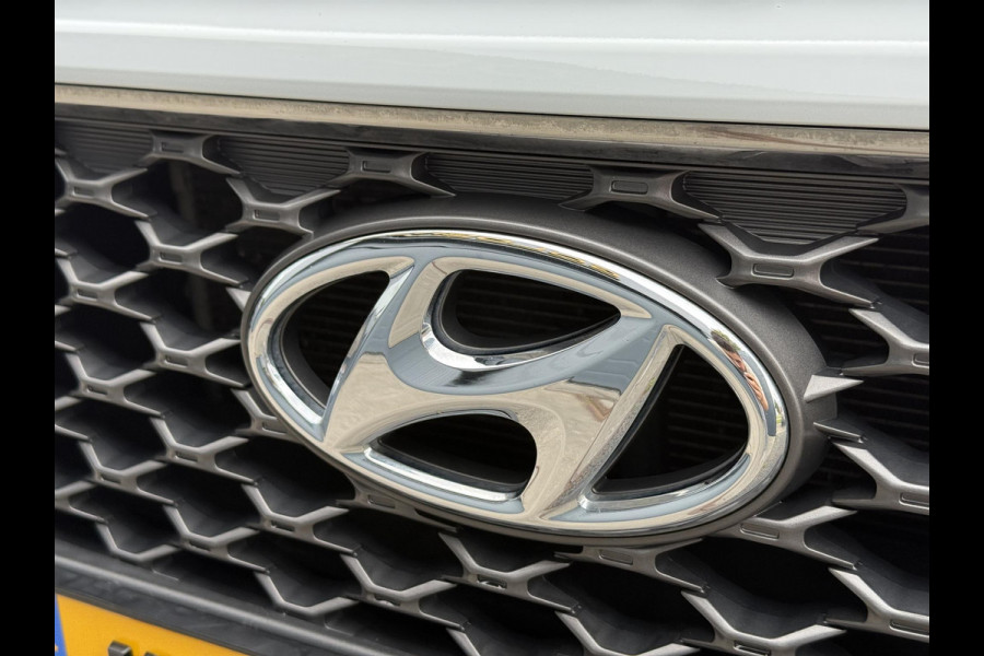 Hyundai Kona 1.0T Premium 1e Eigenaar,Navi,Camera,Trekhaak,6 Bak,120pk,Keyless,Head-up Display,Apk tot 10-2026