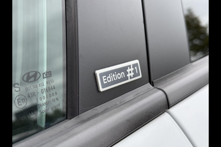 Hyundai Kona 1.0T Premium 1e Eigenaar,Navi,Camera,Trekhaak,6 Bak,120pk,Keyless,Head-up Display,Apk tot 10-2026