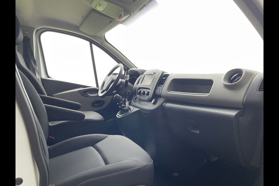 Renault Trafic 1.6 dCi 126pk E6 Comfort BPM Vrij! Lease €220 /m, Airco, Navi, Trekhaak, PDC, Volledig onderhoudshistorie aanwezig