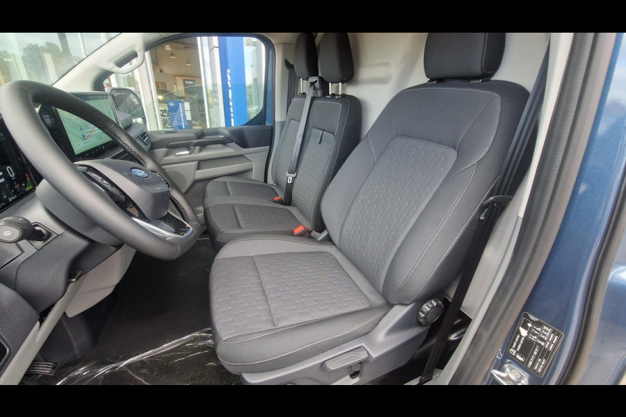 Ford Transit Custom 320 2.5 PHEV L2H1 Limited 233pk | Driver Assistance pack Premium | Wegklapbare Trekhaak | Verwarmd Stuurwiel | 17 inch Licht metalen Velgen | B&O Speakers