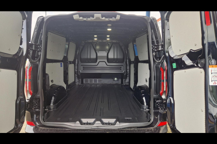 Ford Transit Custom 320 2.5 PHEV L2H1 Sport 233pk | Inklapbare trekhaak | 19 inch lichtmetalen Sport velgen (mat zwart) | Verwarmbaar stuurwiel  | Navigatie systeem | B&O speakers