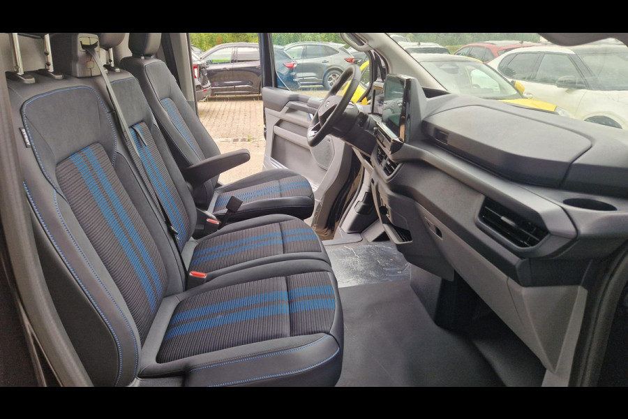Ford Transit Custom 320 2.5 PHEV L2H1 Sport 233pk | Inklapbare trekhaak | 19 inch lichtmetalen Sport velgen (mat zwart) | Verwarmbaar stuurwiel  | Navigatie systeem | B&O speakers