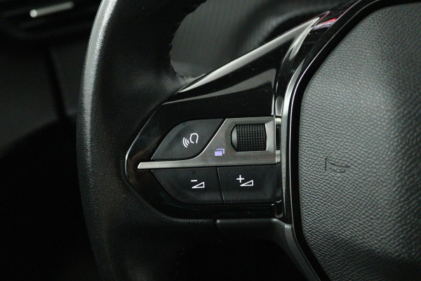 Peugeot 208 1.2 PureTech Blue Lease Active (CRUISE CONTROL, NAVIGATIE, PARKEERSENSOREN, BLUETOOTH, NL-AUTO)