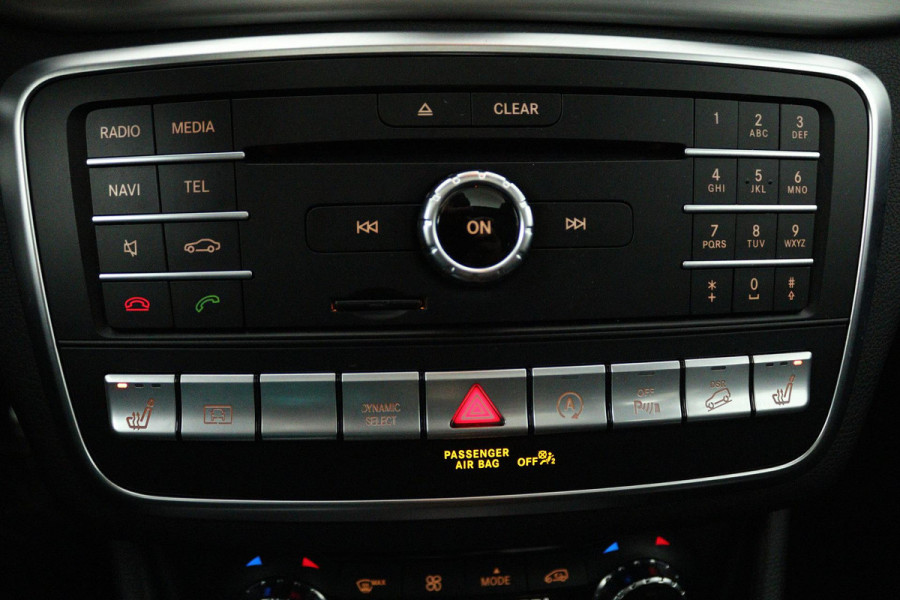 Mercedes-Benz GLA 250 4Matic Premium Plus (PANORAMADAK, STOELVERWARMING, ACHTERUITRIJCAMERA, CRUISE CONTROL)