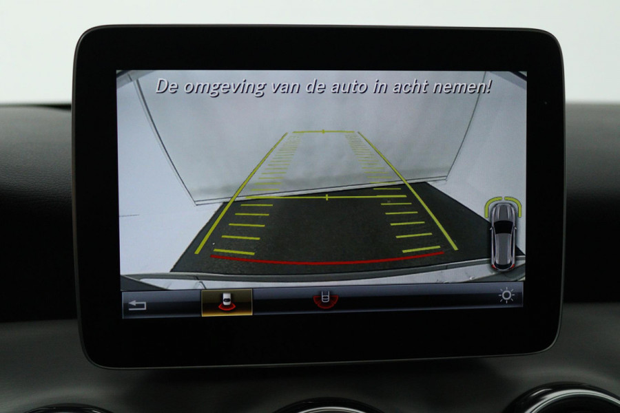 Mercedes-Benz GLA 250 4Matic Premium Plus (PANORAMADAK, STOELVERWARMING, ACHTERUITRIJCAMERA, CRUISE CONTROL)