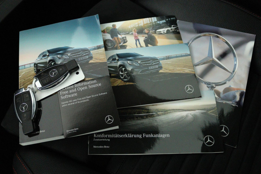Mercedes-Benz GLA 250 4Matic Premium Plus (PANORAMADAK, STOELVERWARMING, ACHTERUITRIJCAMERA, CRUISE CONTROL)