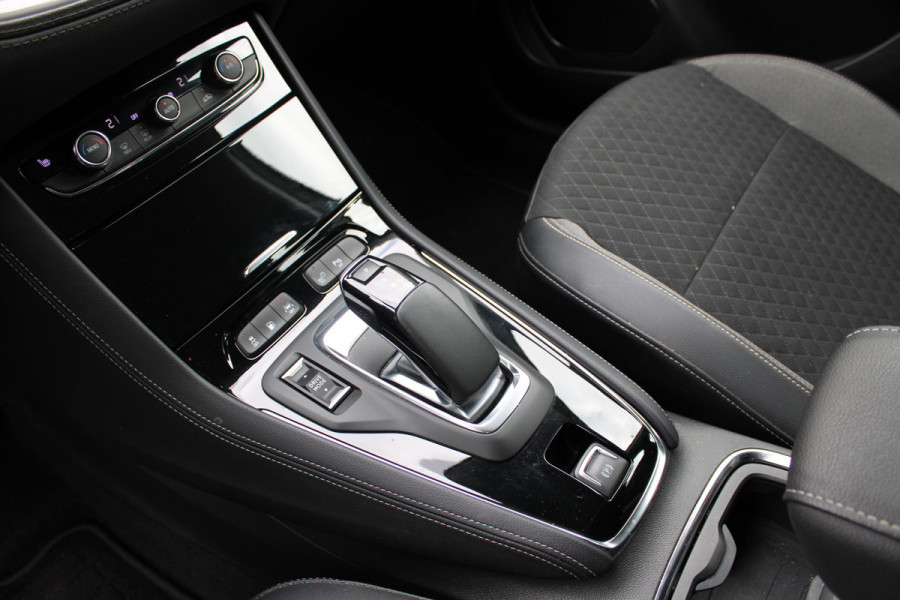 Opel Grandland X 1.6 Turbo 300PK Hybrid4 Innovation | Trekhaak | BLIS | AGR | LED | Navigatie