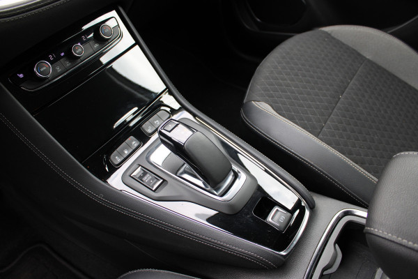 Opel Grandland X 1.6 Turbo 300PK Hybrid4 Innovation | Trekhaak | BLIS | AGR | LED | Navigatie