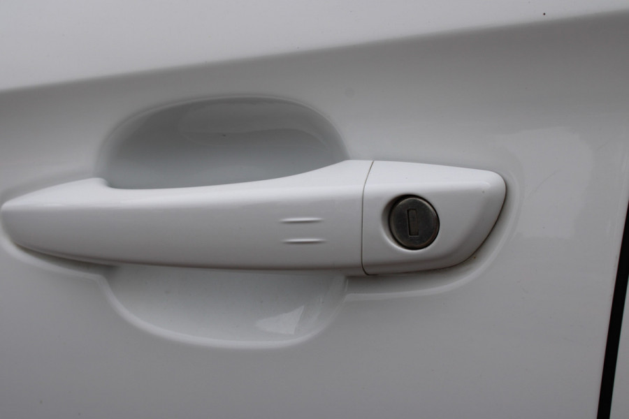 Opel Grandland X 1.6 Turbo 300PK Hybrid4 Innovation | Trekhaak | BLIS | AGR | LED | Navigatie