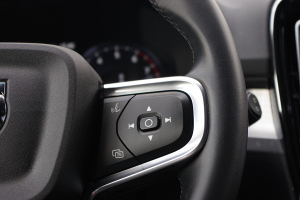 Volvo XC40 1.5 T4 211 PK Plug-in hybrid Core Bright, Camera, LED, Cruise Control