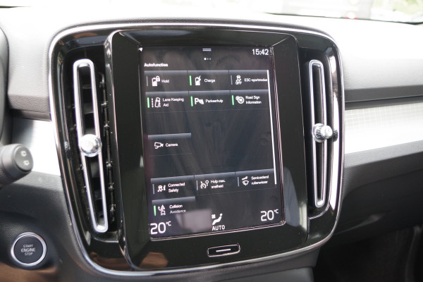 Volvo XC40 1.5 T4 211 PK Plug-in hybrid Core Bright, Camera, LED, Cruise Control