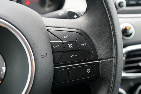 Fiat 500X Cross 1.4 Turbo MultiAir CrossPlus + BI-XENON | TREKHAAK | KEYLESS | NAVI