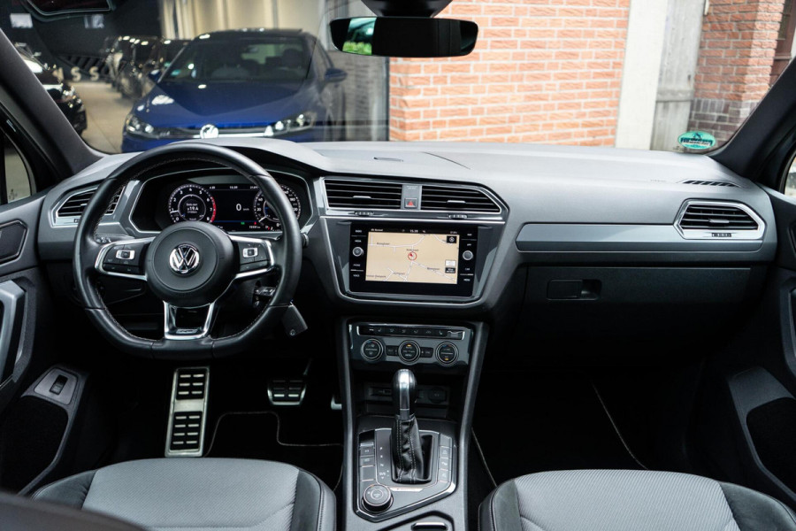 Volkswagen Tiguan 2.0 TSI 4Motion R-Line Pano / Trekhaak / 360